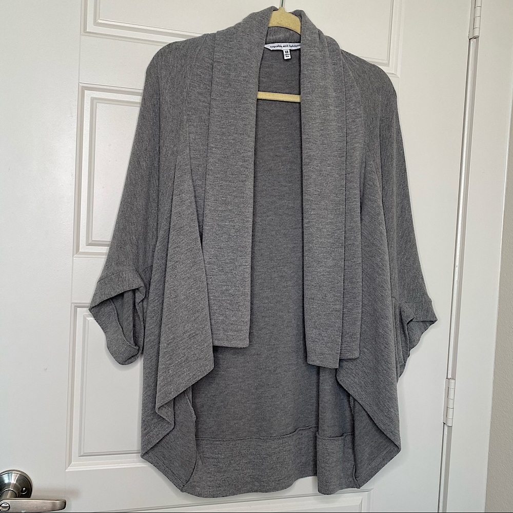CUPCAKES & CASHMERE ULTRA COZY SOFT GREY CARDIGAN